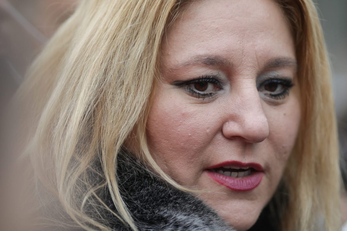 Diana Șoșoacă a intrat în sediul CCR cu scandal: „Luați bani degeaba!”