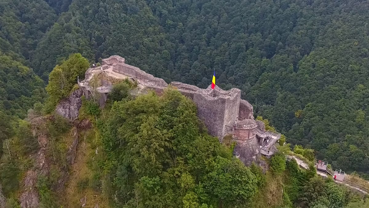 Cetatea Poienari: Simbol reînviat al istoriei și rezistenței românești