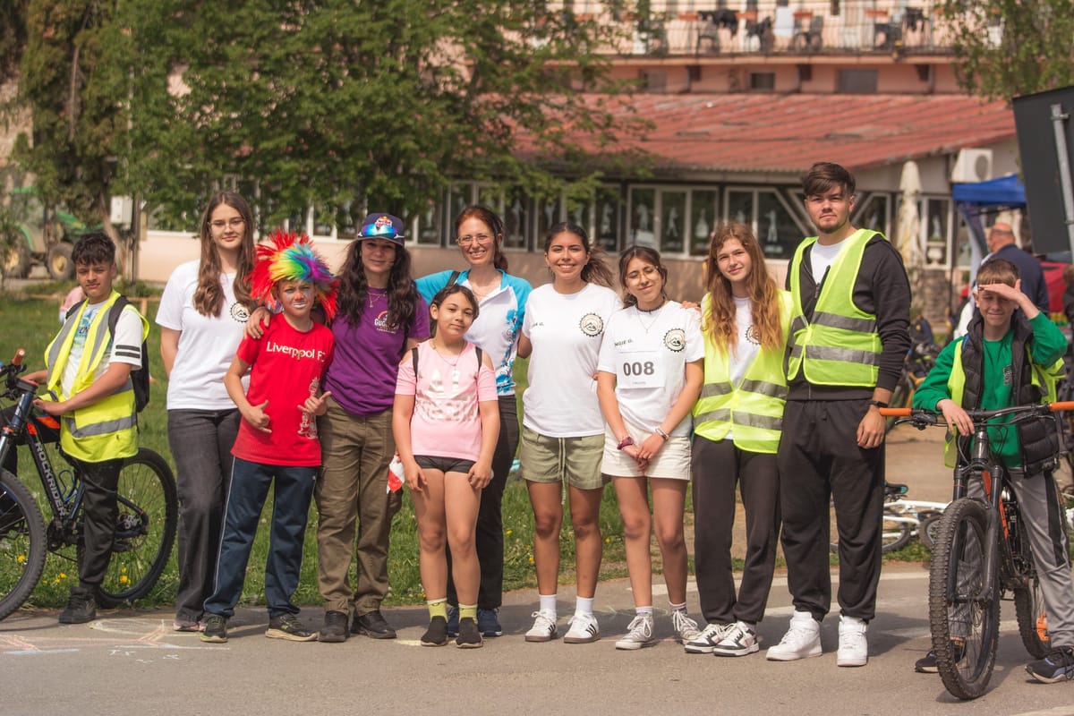 Oțelu Roșu: „Aleargă. Pedalează. Donează. Schimbă vieți” - Evenimentul caritabil prezentat în imagini grăitoare