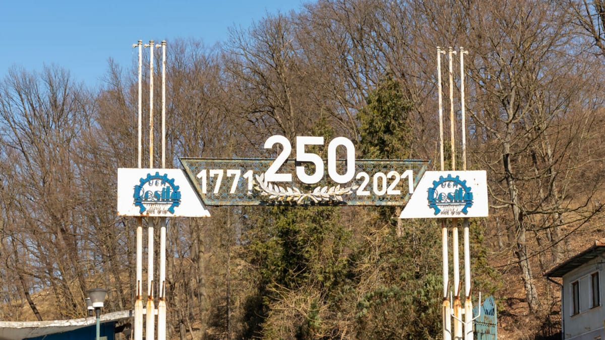 PARADOXUL UCM REȘIȚA: Faliment după 254 de ani deși a fost salvată de Hidroelectrica. Cum a supraviețuit doar tehnologia, nu și fabrica