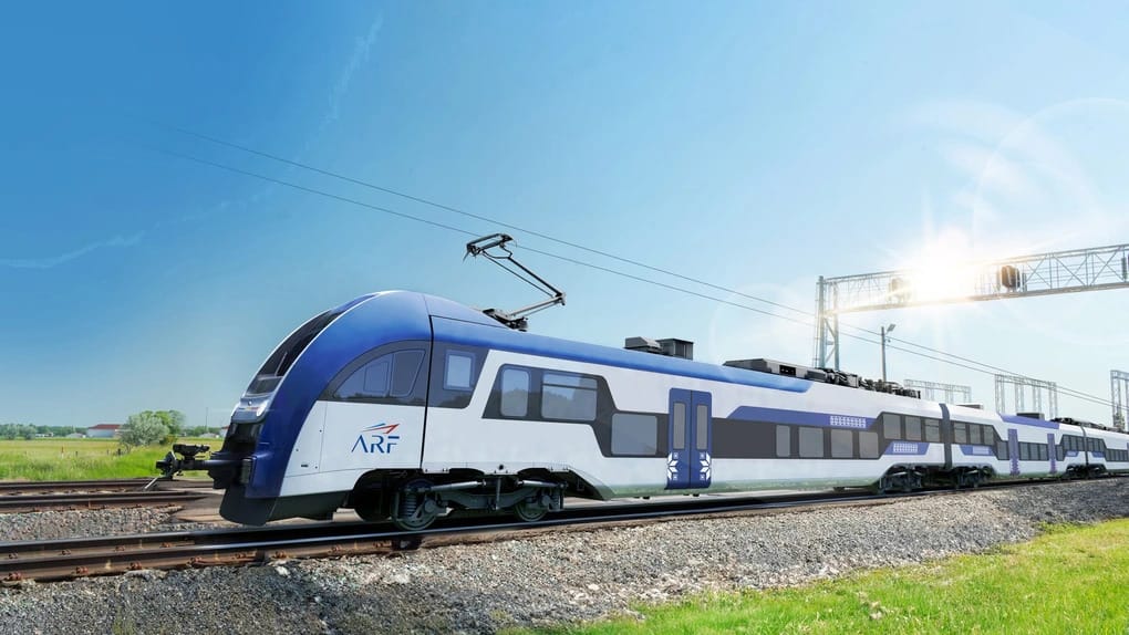 Modernizarea transportului feroviar românesc: Recepția preliminară a trenurilor electrice și prezentarea primului model RE-R