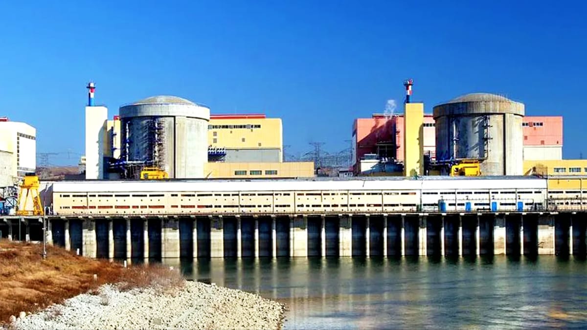 Revoluția nucleară românească: De la modernizarea Cernavodă la producția de izotopi radioactivi pentru tratarea cancerului