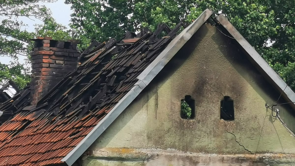 Tragedie în Ziua Copilului: Un băiat de 9 ani a murit ars în casa sa de la Glimboca