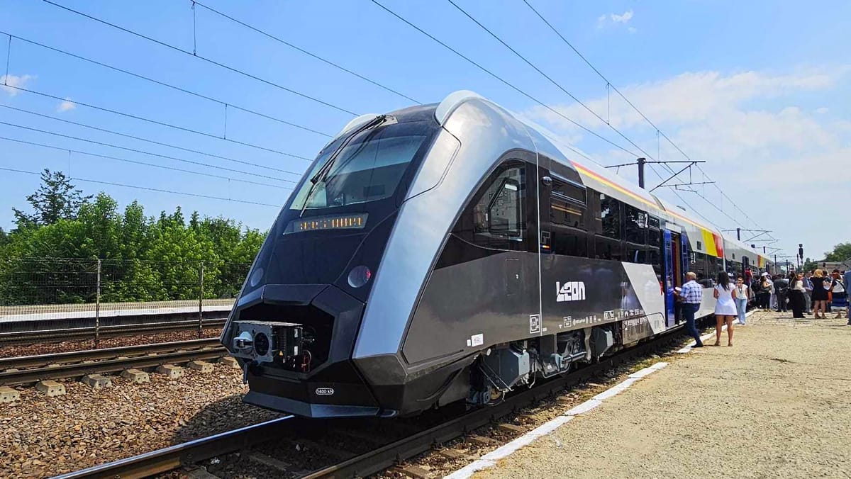 Leon la prima cursă: Povestea din spatele primului tren construit integral în România după Războiul Mondial