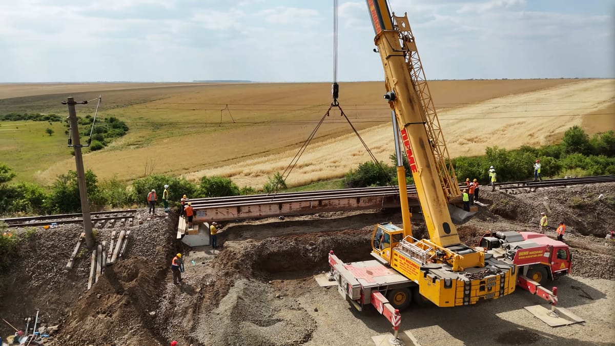 Modernizare feroviară intensă: Se înlocuiesc podețele istorice pe linia Caransebeș – Timișoara – Arad în stațiile Băile Călacea și Orțișoara
