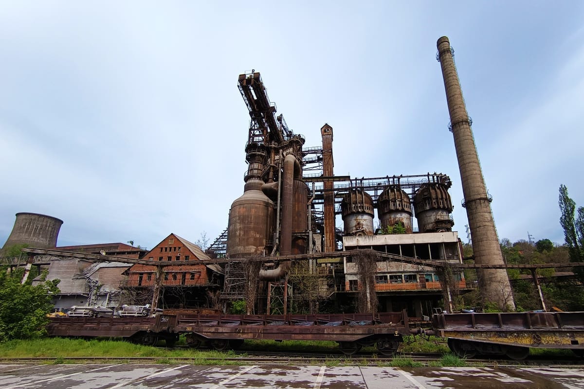 Trezim Furnalul! Un eveniment cu artă, film și istorie pentru simbolul industrial al Reșiței