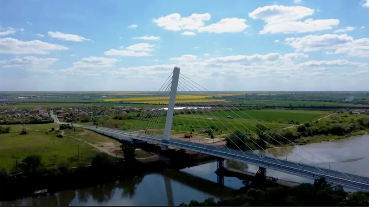 Eșec de 30 de milioane euro: Noul pod peste Mureș din Arad are probleme structurale grave și nu poate fi recepționat