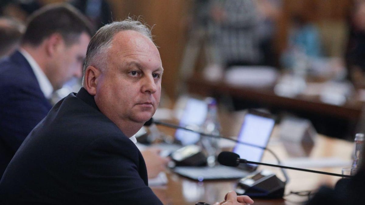 Caraș Severin sub zodia rușinii naționale: DNA l-a reținut pe secretarul de stat Flavius Nedelcea, acuzat de presiuni asupra șefilor ANPC