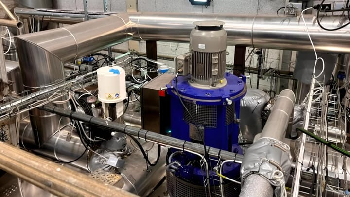 Danemarca revoluționează stocarea energiei! Bateria cu sare topită ar putea alimenta 100.000 de locuințe