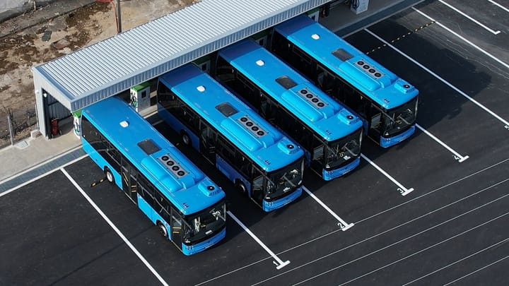 Noua autobază modernă pentru autobuze electrice din Caransebeș, jud. Caraș Severin