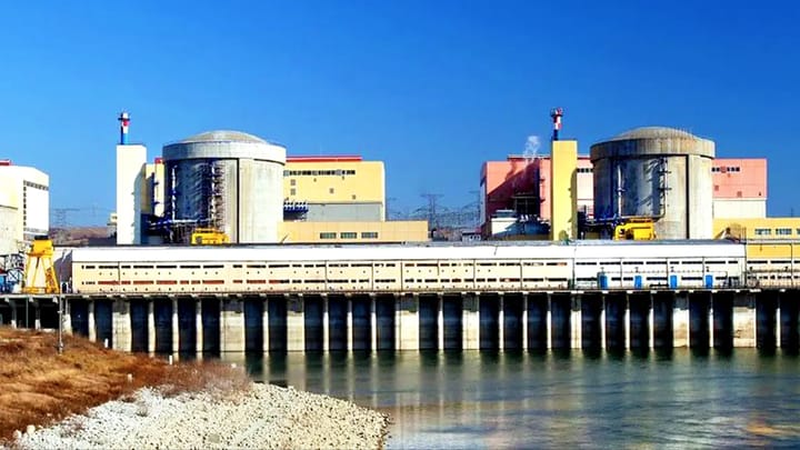 Revoluția nucleară românească: De la modernizarea Cernavodă la producția de izotopi radioactivi pentru tratarea cancerului