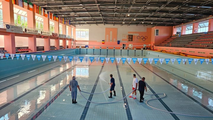 Un nou capitol pentru sportul local: Bazinul Olimpic din Reșița redeschis din 1 septembrie